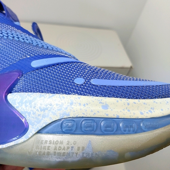 Nike Adapt BB 2.0 Sneakers, Size 8.5| EUR 40 - Picture 12 of 16